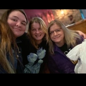 Meet your Posher, Rose